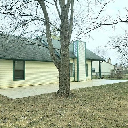 Cozy Indy Home Indianapolis Bagian luar foto